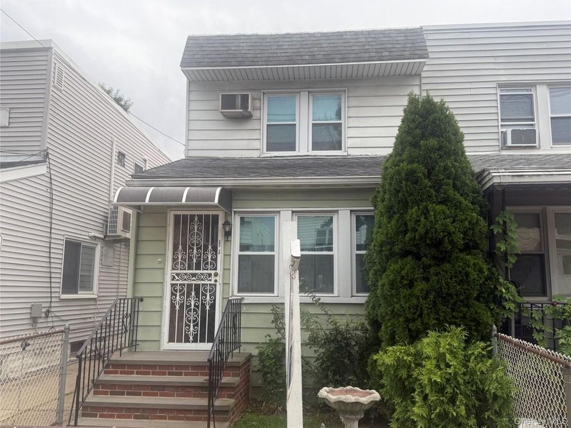 202-16 33rd Avenue, Bayside NY 11361