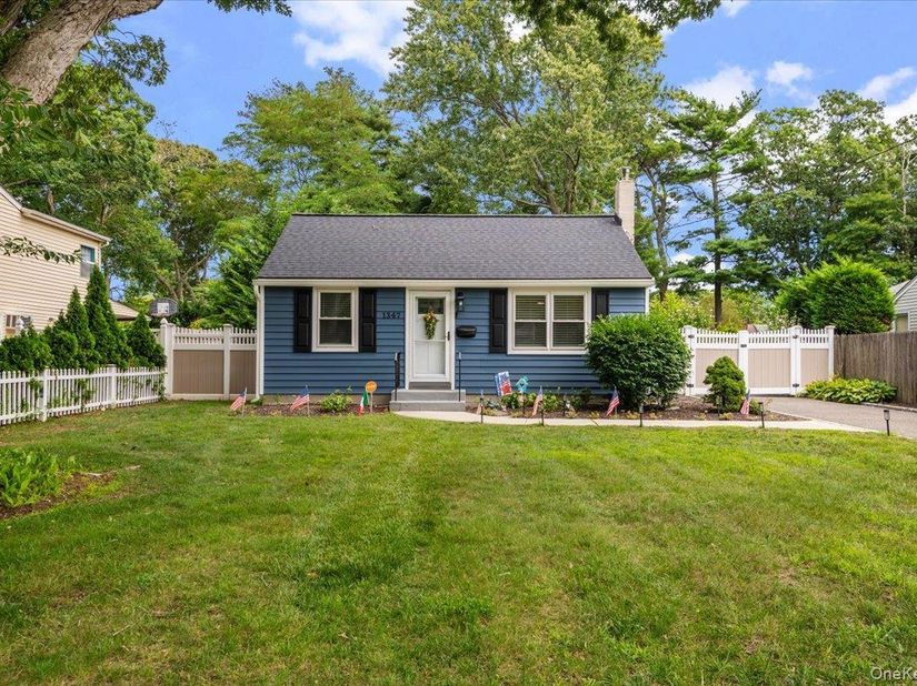 1347 Peters Boulevard, Bay Shore NY 11706