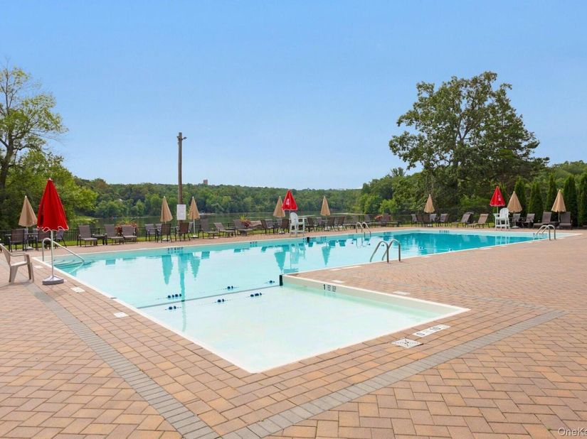 26 Kenneth Stuart A, Mohegan Lake NY 10547