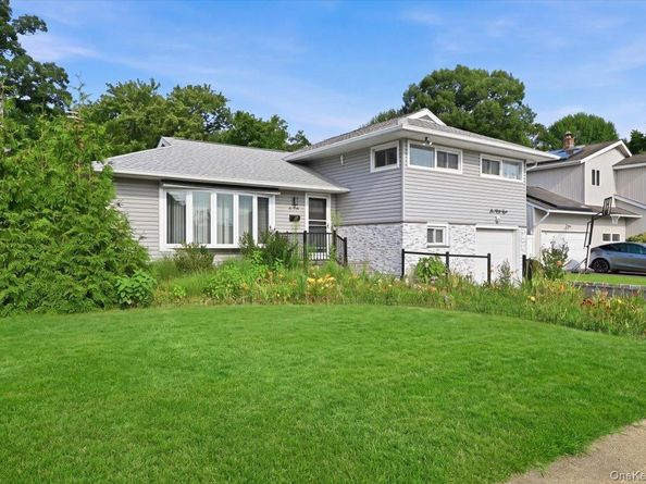 658 Richmond Road, East Meadow NY 11554