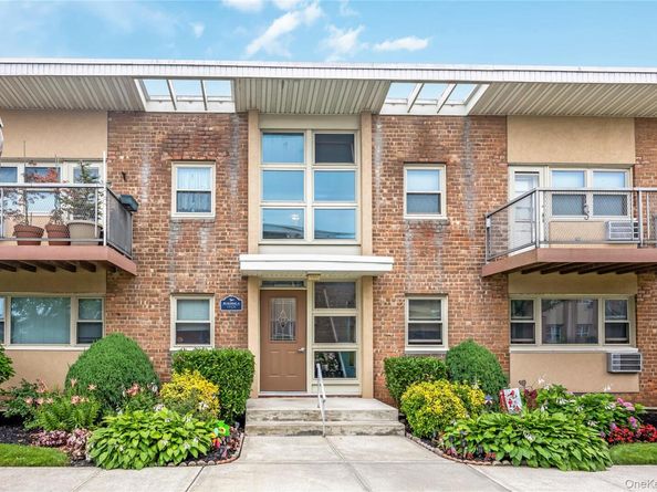 4 Rose Street Building 6F2, Oceanside NY 11572
