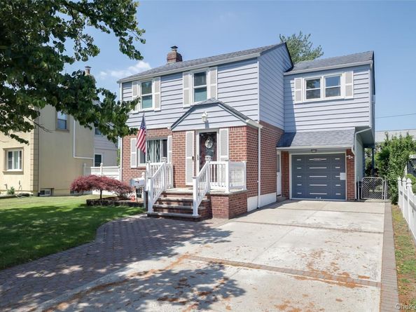 112 Nassau Street, Elmont NY 11003