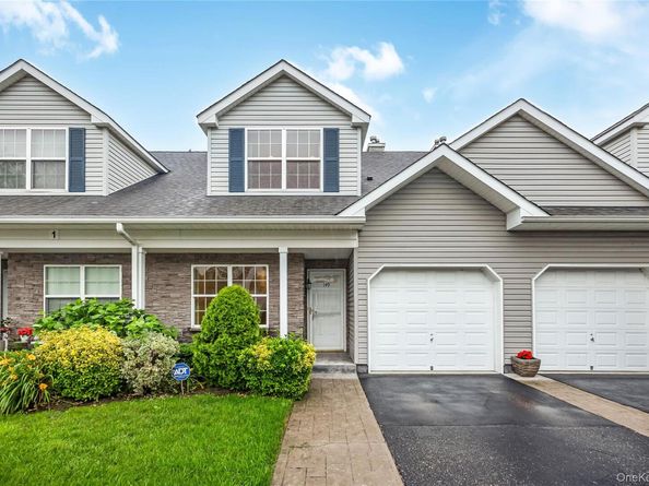 149 Maya Circle, Central Islip NY 11722