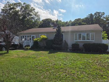 74 Tree Road