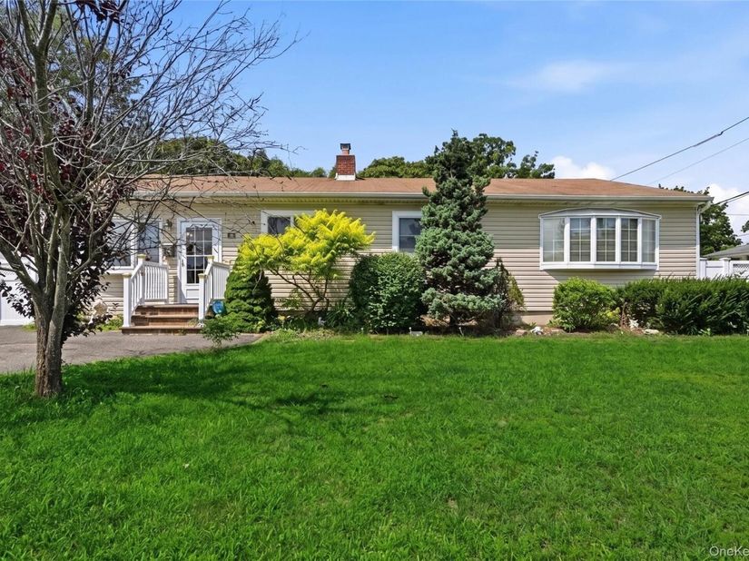 74 Tree Road, Centereach NY 11720