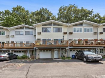 24 Scenic Circle