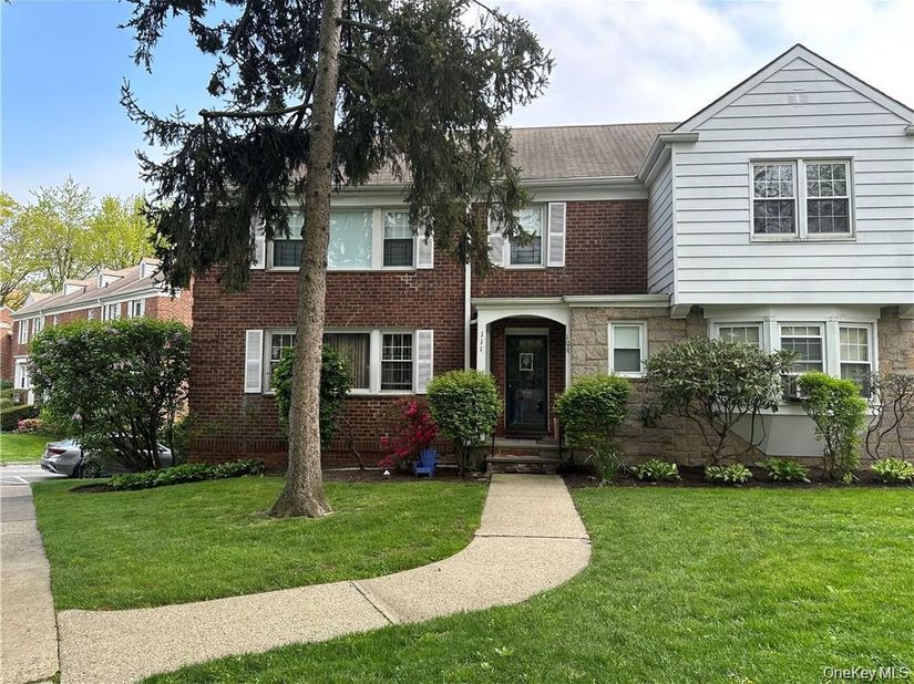 111 Lawrence Park Crescent 111, Bronxville NY 10708