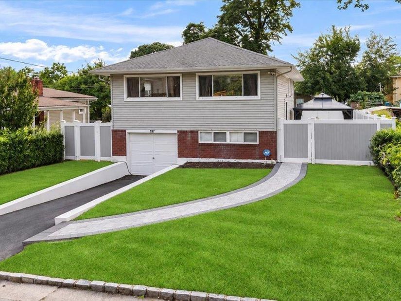 187 Catherine Street, Westbury NY 11590