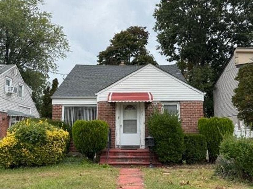 163 Alabama Avenue, Hempstead NY 11550