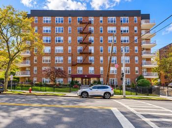 250 N Broadway