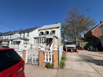 191-37 Murdock Avenue