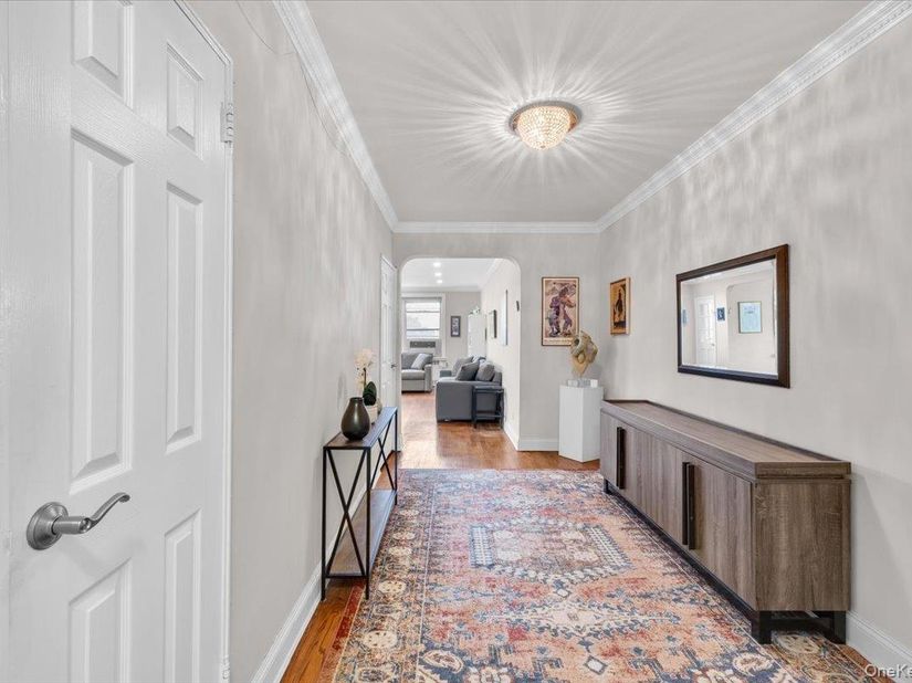67-66 108th Street A53, Forest Hills NY 11375