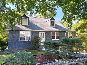 4 W Livingston Street