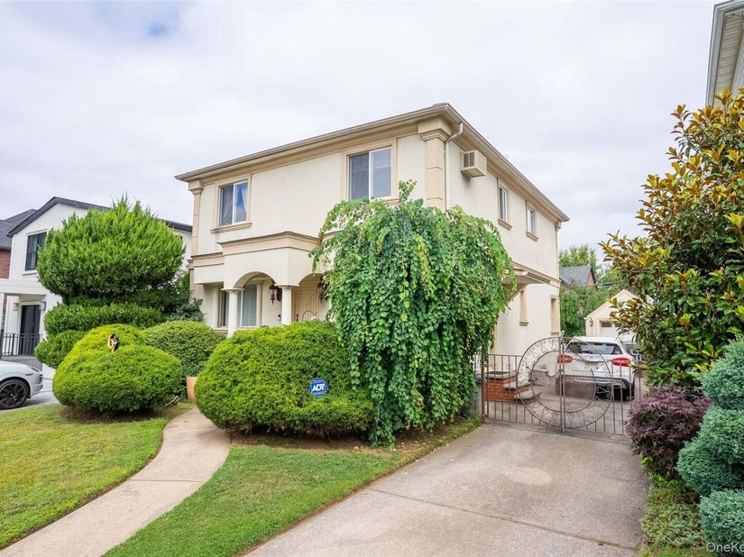 145-67 5th Avenue, Whitestone NY 11357