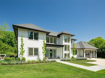 21 Lily Pond Drive