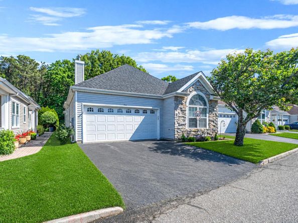 576 Leisure Drive, Ridge NY 11961