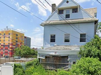 10 N Terrace Avenue