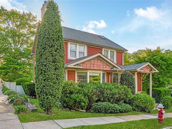 134 Singworth Street, Oyster Bay NY 11771