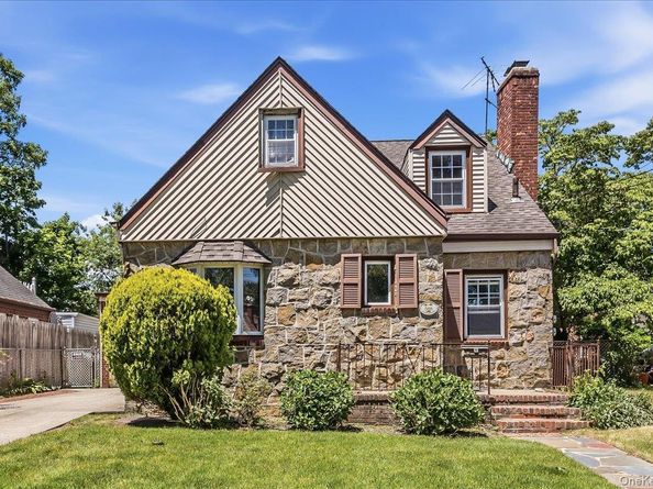 588 Adams Avenue, West Hempstead NY 11552