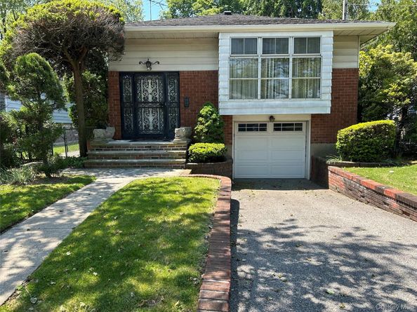 79 Marcus Avenue, New Hyde Park NY 11040