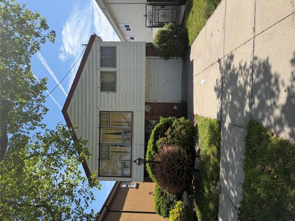 16007 87th Street, Howard Beach NY 11414