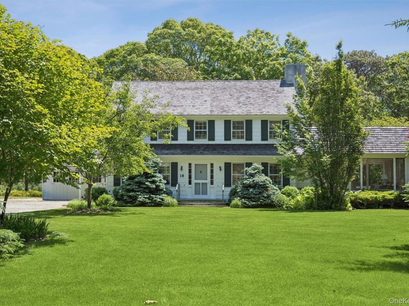 18 Jagger Lane, Westhampton NY 11977