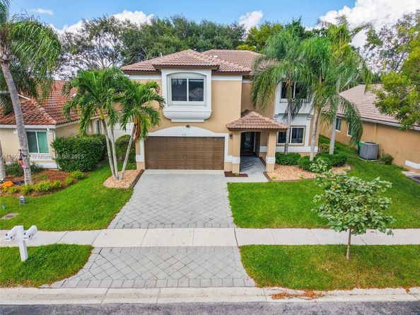 2261 NW 139th Ave, Sunrise FL 33323