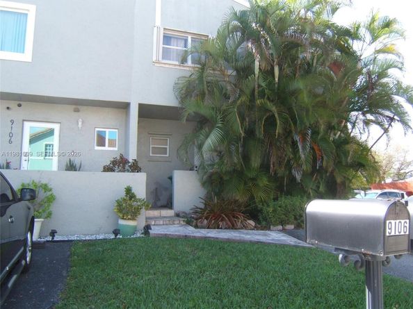 9110 SW 203rd Ter, Cutler Bay FL 33189
