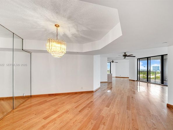 3598 NE Yacht Club Dr 1402, Aventura FL 33180