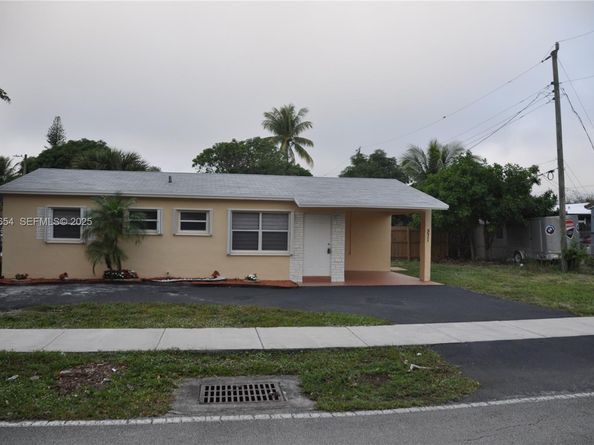 571 NE 61st St, Oakland Park FL 33334