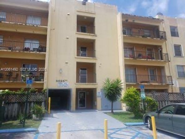 5625 W 20th Ave 113, Hialeah FL 33012