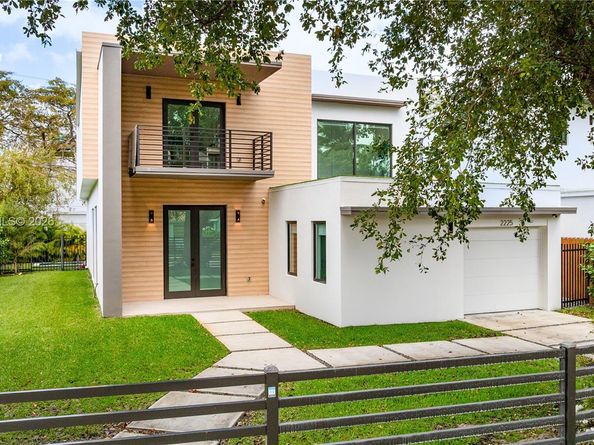 2225 SW 18th Ave, Miami FL 33145