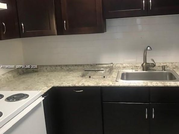 1420 Atlantic Shores Blvd 126, Hallandale Beach FL 33009