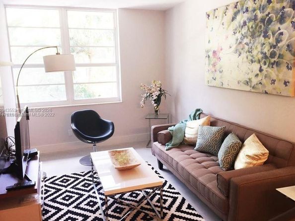 100 Lincoln Rd 426, Miami Beach FL 33139