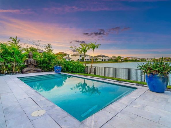 17565 SW 46th St, Miramar FL 33029