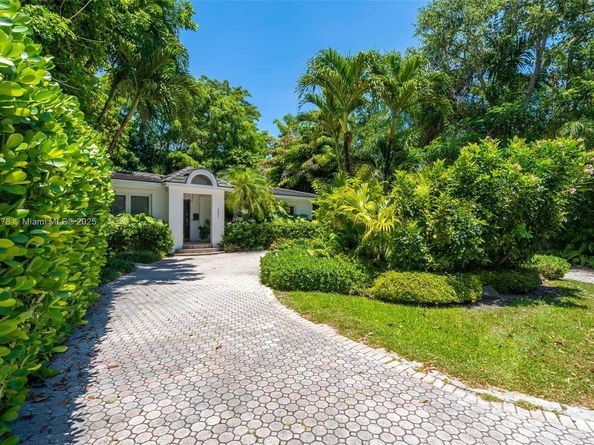 3865 Poinciana Ave, Miami FL 33133