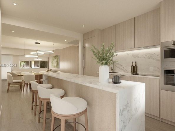 250 Collins Ave 109, Miami Beach FL 33139