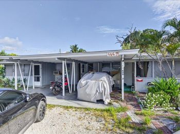 646 NE 38th Street