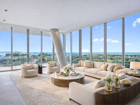 2675 S Bayshore Dr 602S, Miami FL 33133