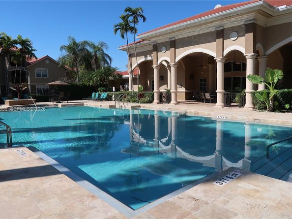11650 SW 2nd St 16102, Pembroke Pines FL 33025