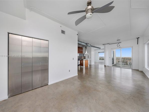 10 SW South River Dr PHI15, Miami FL 33130