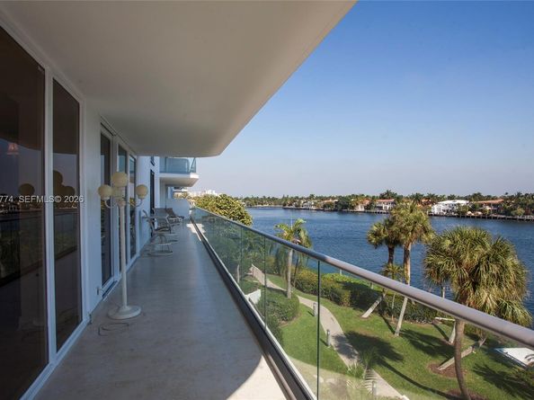 19707 Turnberry Way 4H, Aventura FL 33180