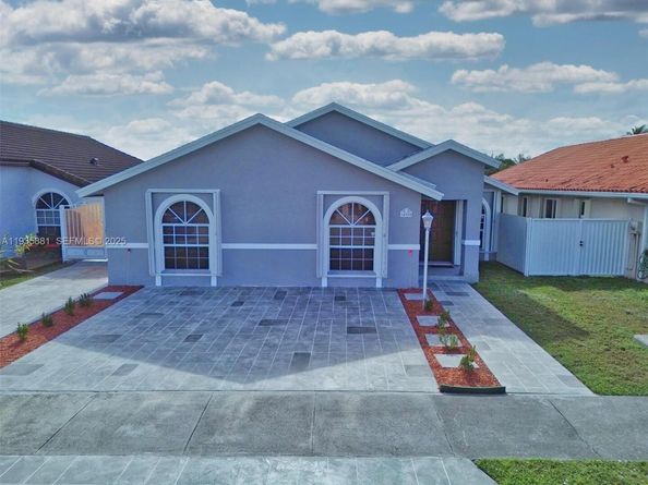 14220 SW 53rd St, Miami FL 33175
