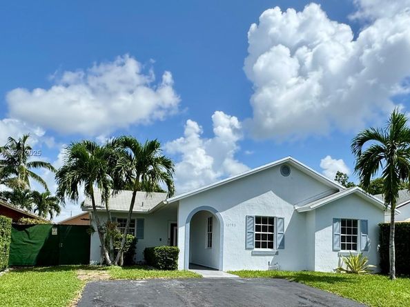 12793 SW 250th Ter, Homestead FL 33032