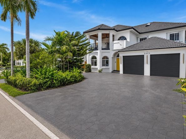 2521 Center Ave, Fort Lauderdale FL 33305