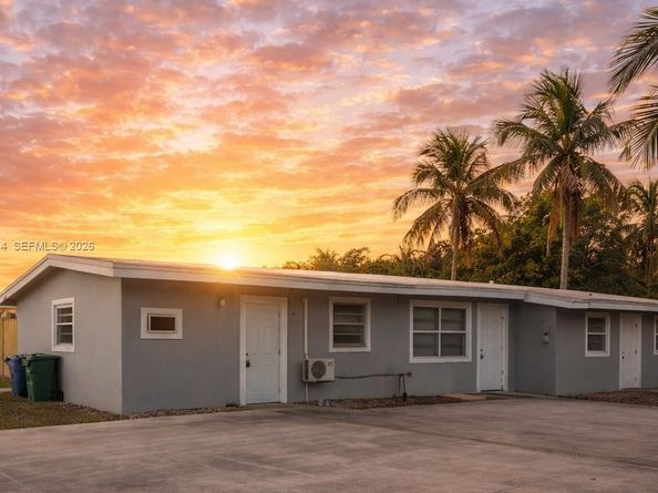 Undisclosed Address #A11945114, Miami FL 33161