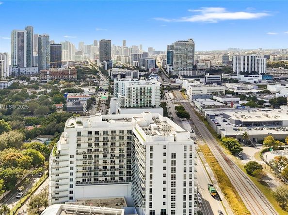 4250 Biscayne Blvd 1418, Miami FL 33137