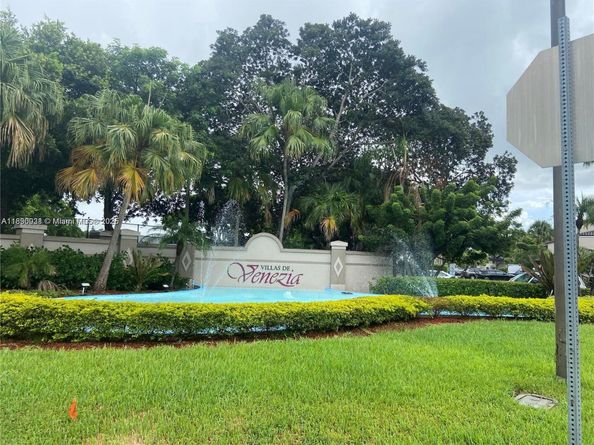 9937 Nob Hill Pl 1637, Sunrise FL 33351