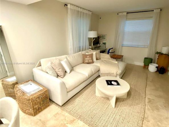 4600 SW 67th Ave 240, Miami FL 33155