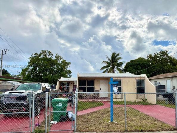 2912 NW 32nd St, Miami FL 33142
